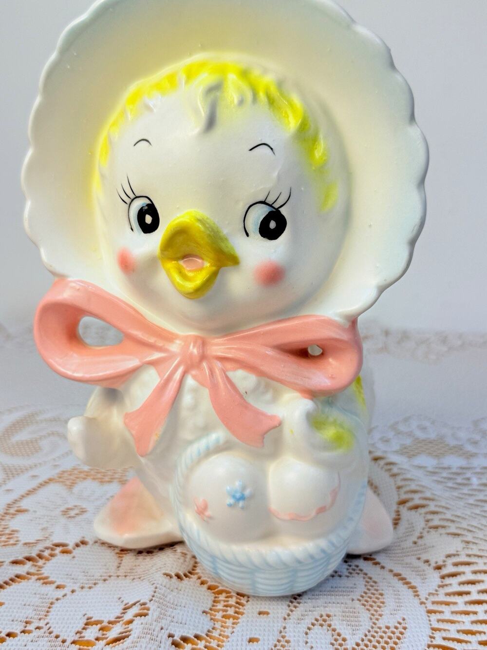 Rubens Japan 565M Ceramic Hand Painted Chick Bird Figurine Planter Bonnet -read